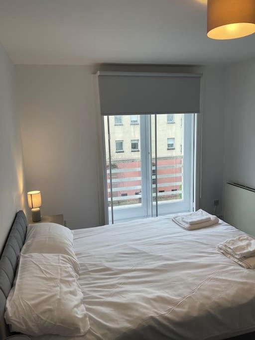 Modern 2 Bedroom City Apartment Glasgow Esterno foto